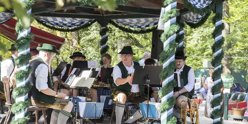 Musikalische Begleitung, Foto: JS Media