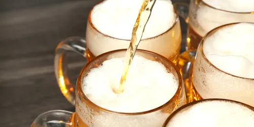 Experience beer history at the Kugler Alm beer garden in Oberhaching